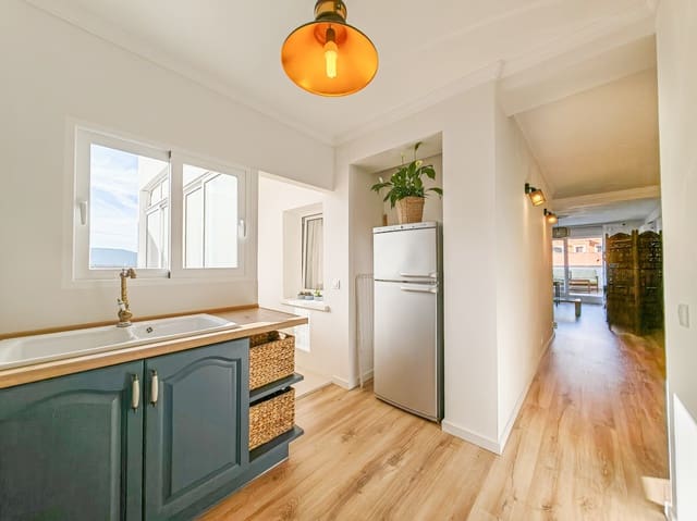 Ático de 3 habitaciones en Dénia en alquiler con garaje - 1.400 € (Ref: 9534751)
