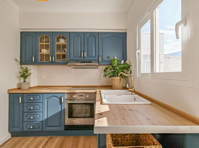 Ático de 3 habitaciones en Dénia en alquiler con garaje - 1.400 € (Ref: 9534751)