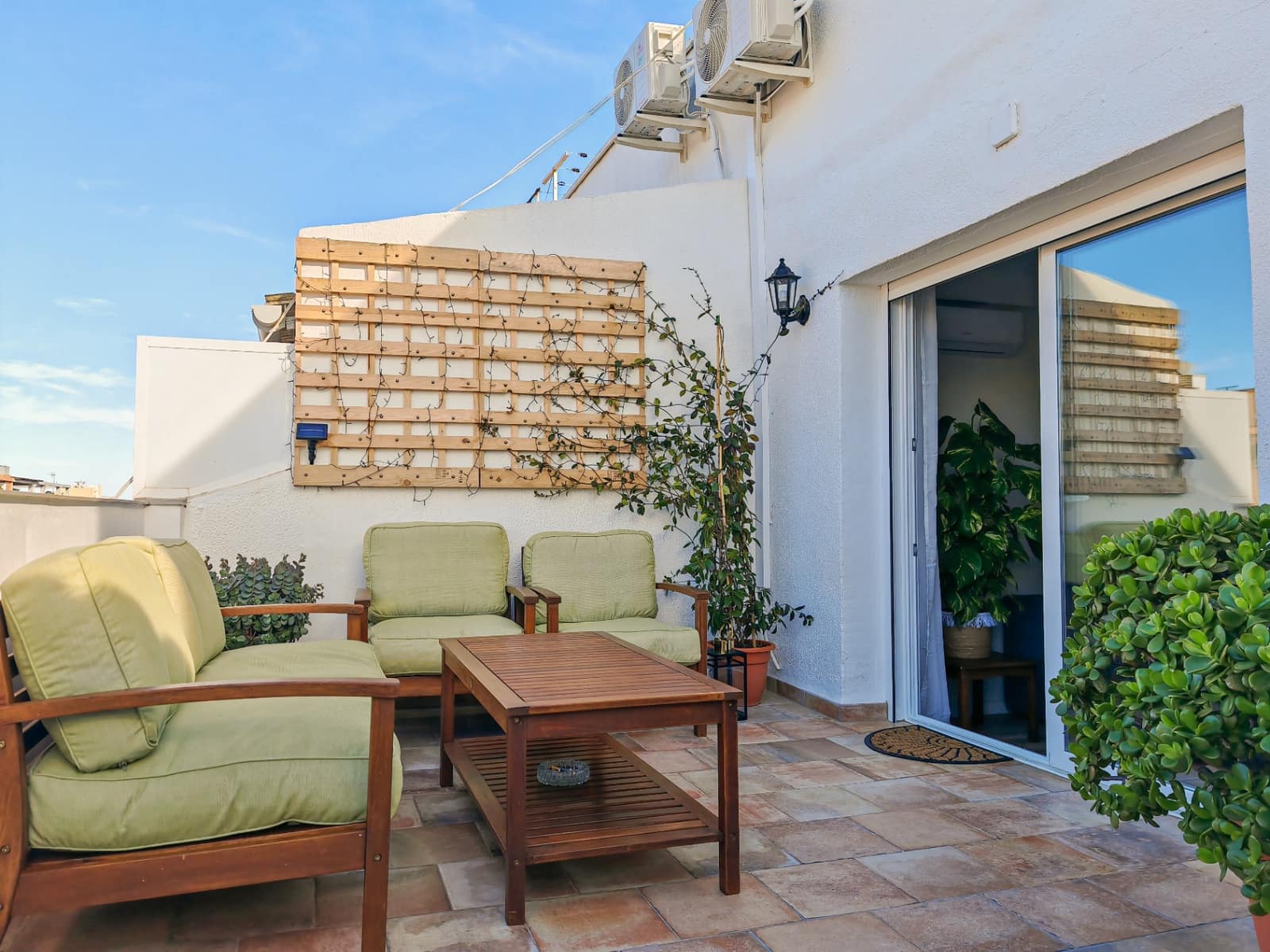 Ático de 3 habitaciones en Dénia en alquiler con garaje - 1.400 € (Ref: 9534751)