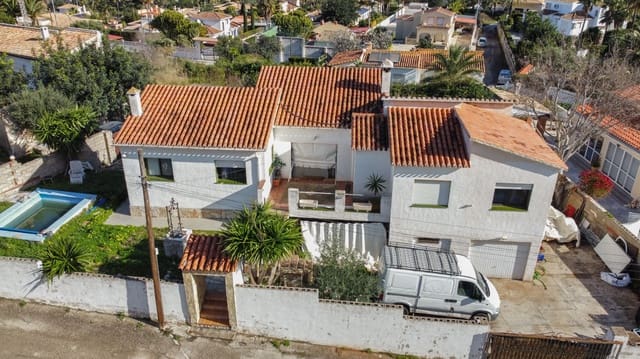 5 slaapkamer Villa te koop in El Montgó, Dénia met zwembad garage - € 435.000 (Ref: 9553014)