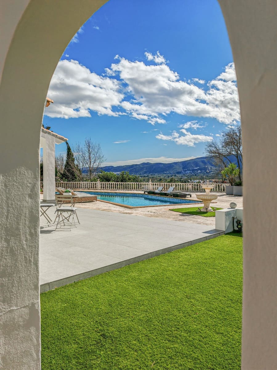 3 soveværelse Villa til salg i Denia med swimmingpool garage - € 1.495.000 (Ref: 9592199)