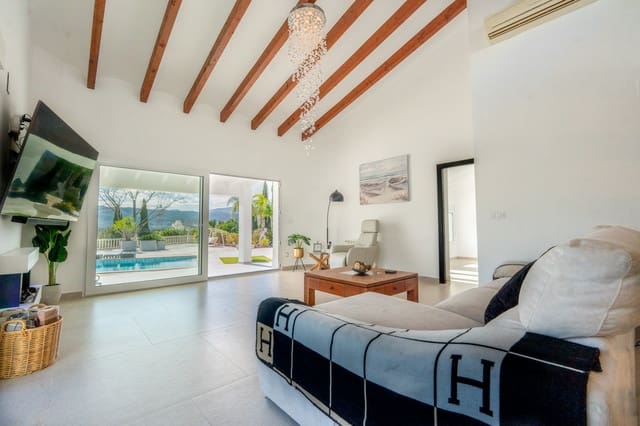 3 soveværelse Villa til salg i La Xara, Dénia med swimmingpool garage - € 1.495.000 (Ref: 9592199)