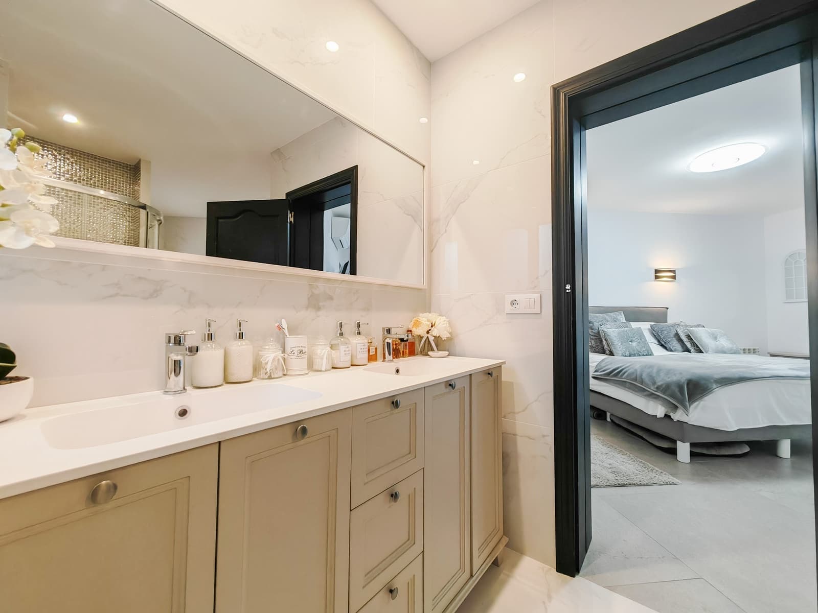 3 bedroom Villa for sale in Denia with pool garage - € 1,495,000 (Ref: 9592199)