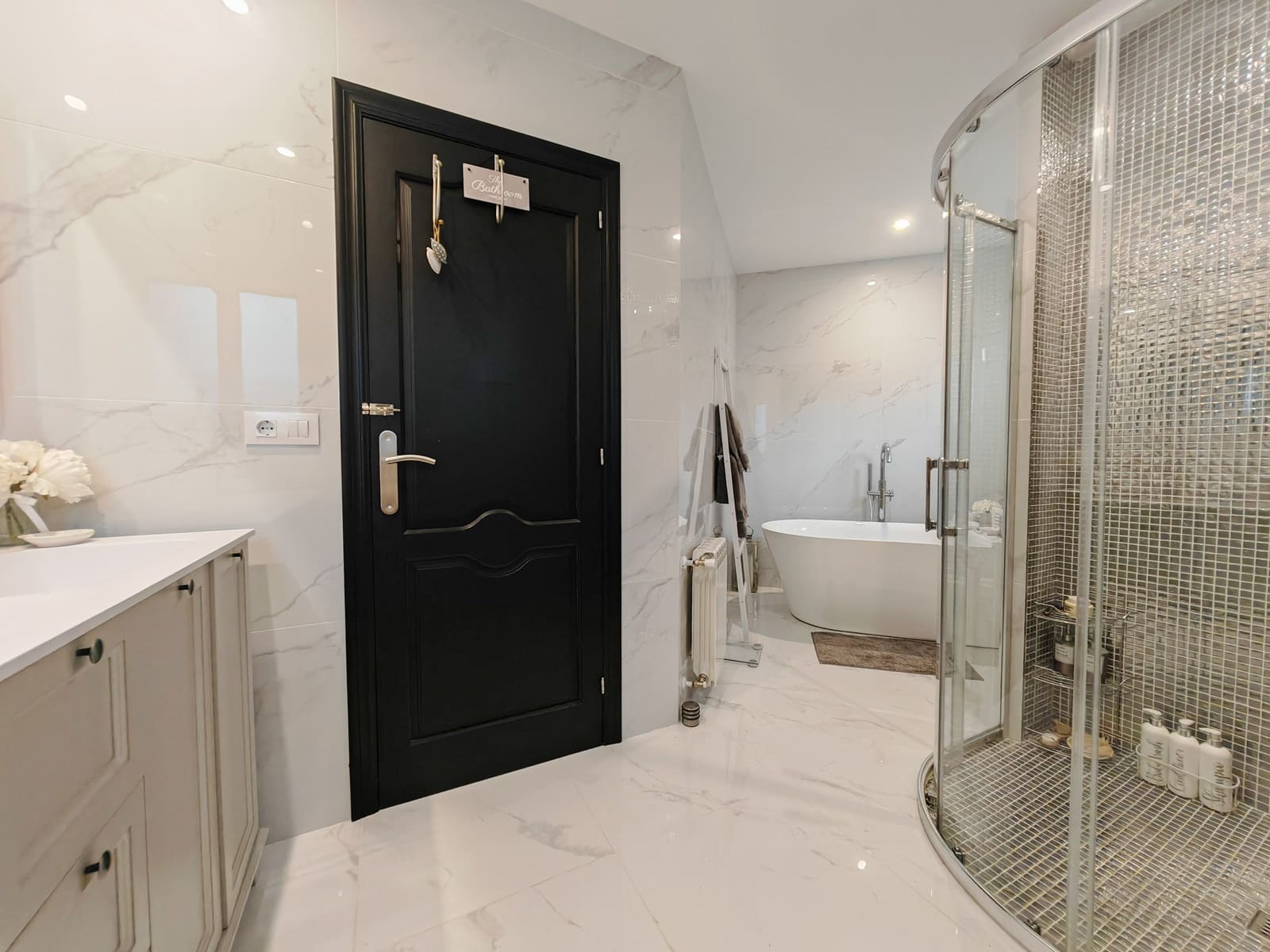 3 bedroom Villa for sale in Denia with pool garage - € 1,495,000 (Ref: 9592199)