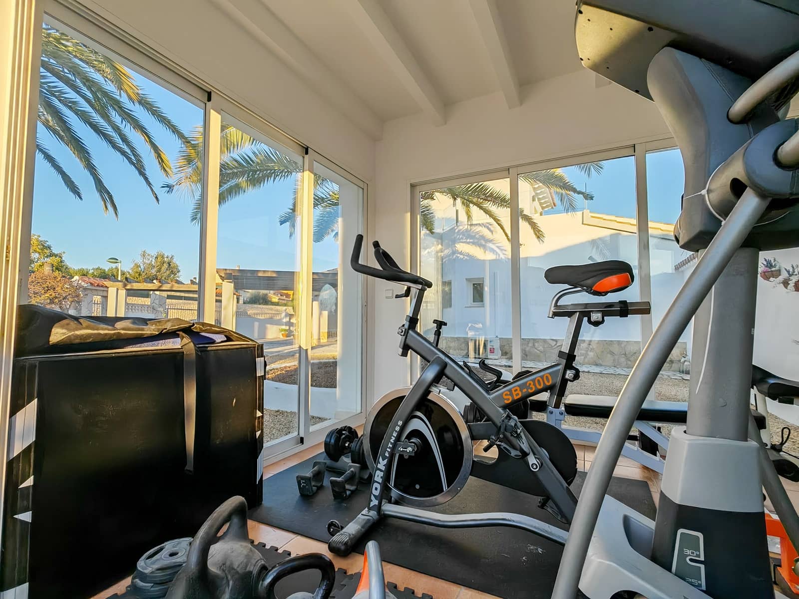 3 bedroom Villa for sale in Denia with pool garage - € 1,495,000 (Ref: 9592199)