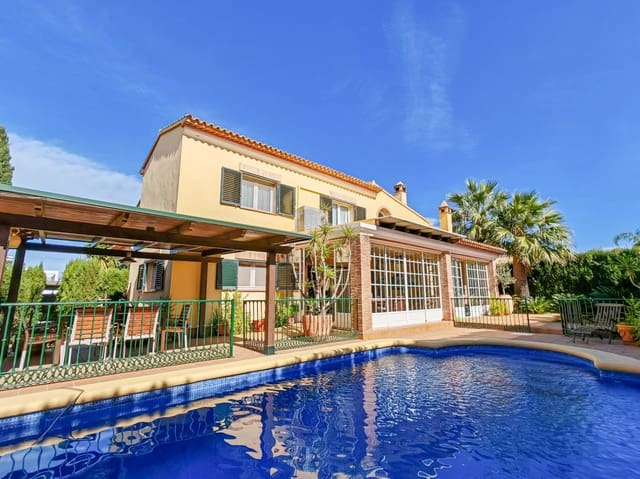 Chalet de 5 habitaciones en La Pedrera - Vessanes, Dénia en venta con piscina garaje - 925.000 € (Ref: 9624221)