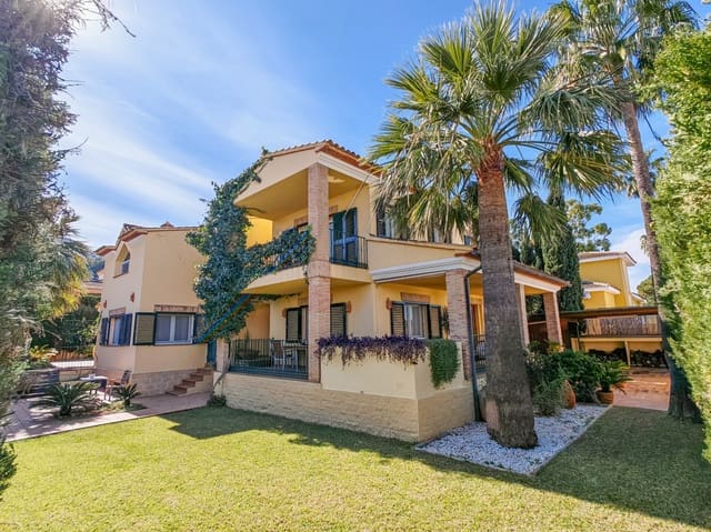 Chalet de 5 habitaciones en La Pedrera - Vessanes, Dénia en venta con piscina garaje - 925.000 € (Ref: 9624221)