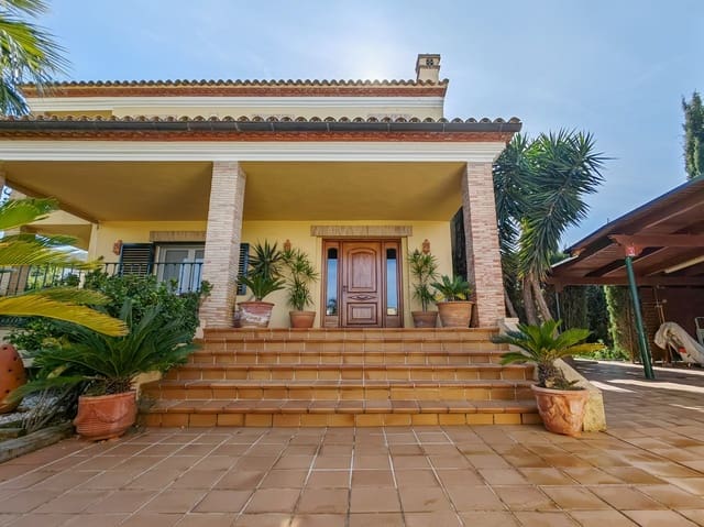 Chalet de 5 habitaciones en La Pedrera - Vessanes, Dénia en venta con piscina garaje - 925.000 € (Ref: 9624221)