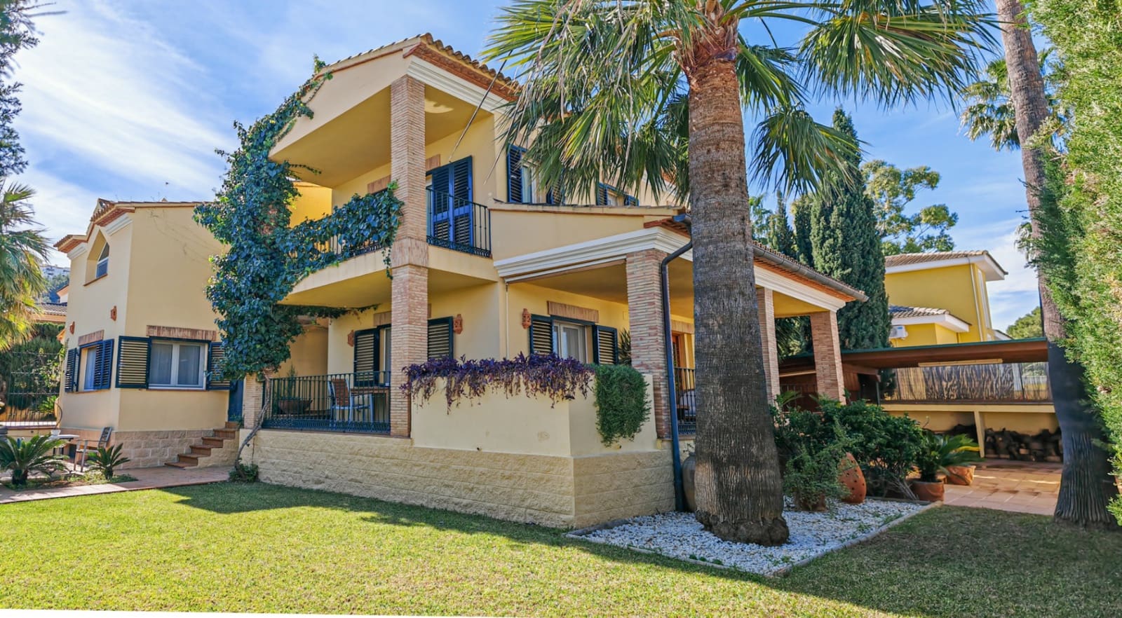 Chalet de 5 habitaciones en Dénia en venta con piscina garaje - 925.000 € (Ref: 9624221)