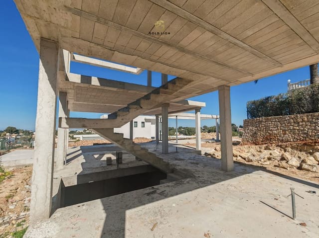 Chalet de 3 habitaciones en El Montgó, Dénia en venta con piscina garaje - 990.000 € (Ref: 9631815)