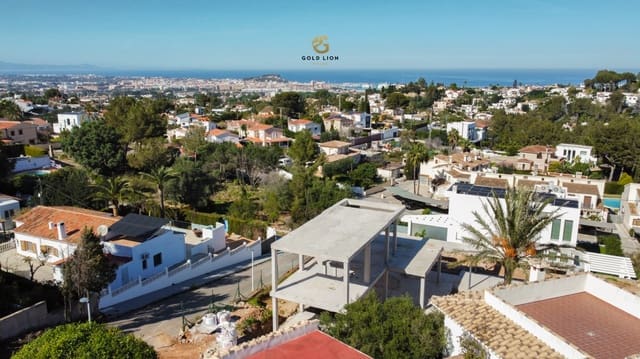 Chalet de 3 habitaciones en El Montgó, Dénia en venta con piscina garaje - 990.000 € (Ref: 9631815)