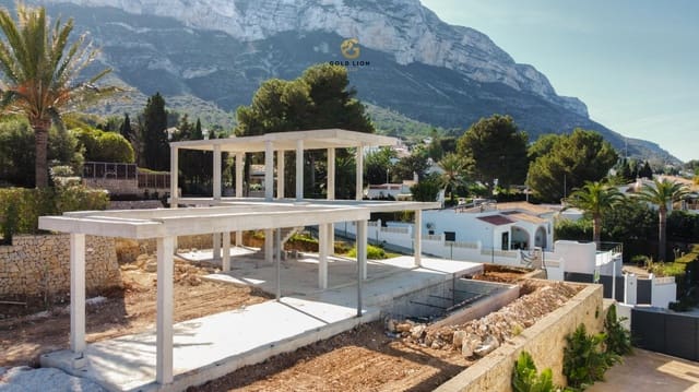 Chalet de 3 habitaciones en El Montgó, Dénia en venta con piscina garaje - 990.000 € (Ref: 9631815)