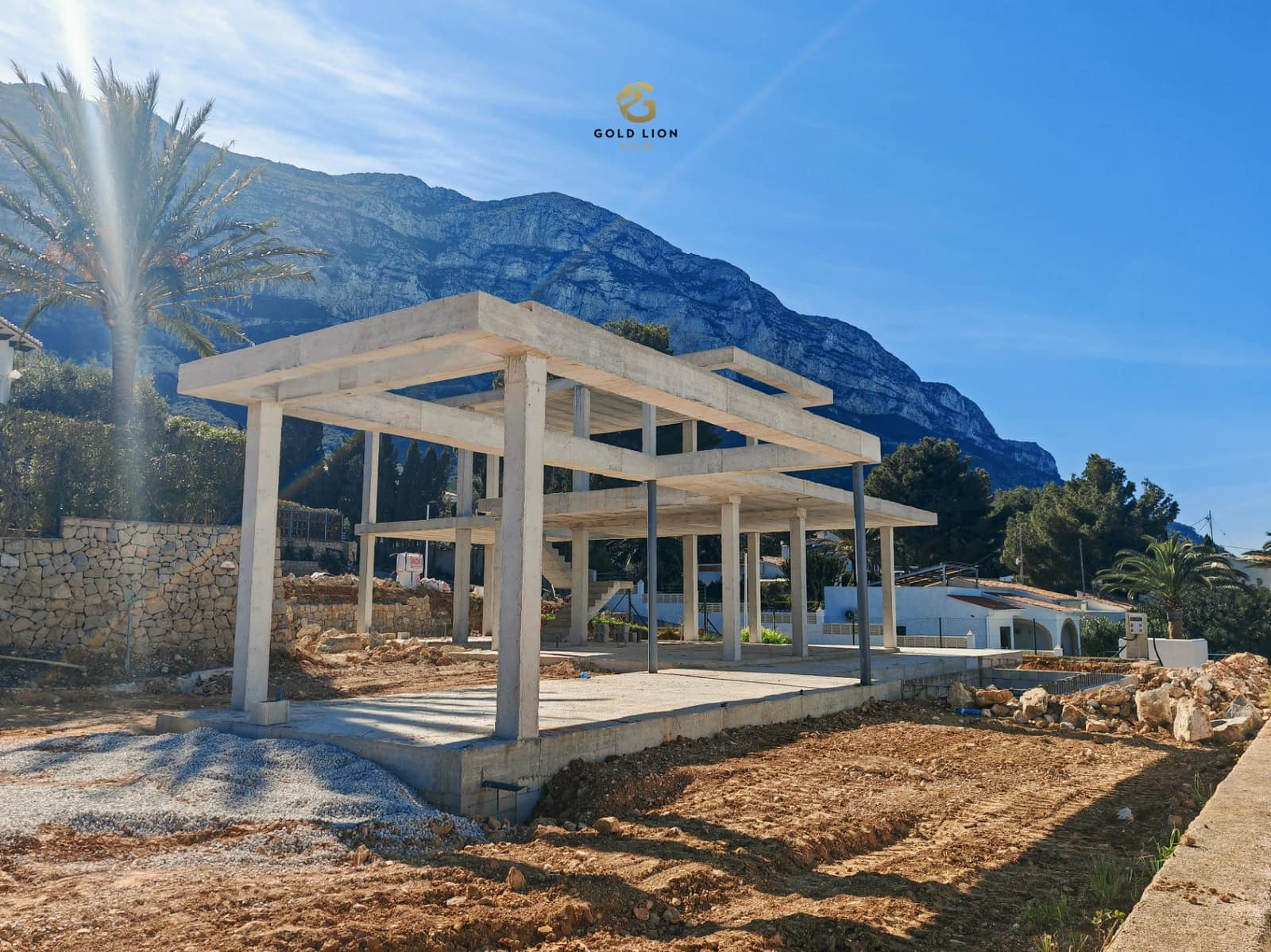 Chalet de 3 habitaciones en Dénia en venta con piscina garaje - 990.000 € (Ref: 9631815)