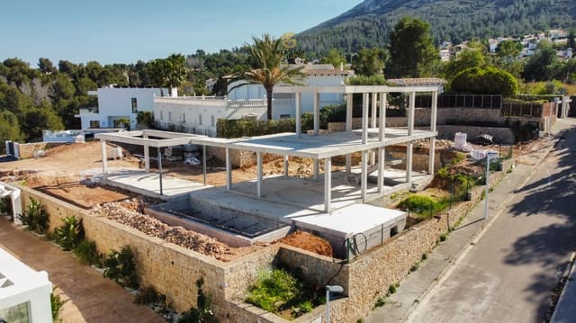 Chalet de 3 habitaciones en El Montgó, Dénia en venta con piscina garaje - 990.000 € (Ref: 9631815)