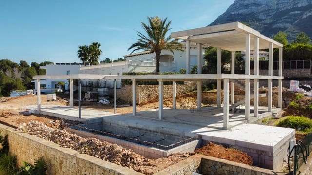 3 sypialnia Willa na sprzedaż w El Montgó, Dénia z basenem garażem - 990 000 € (Ref: 9631815)