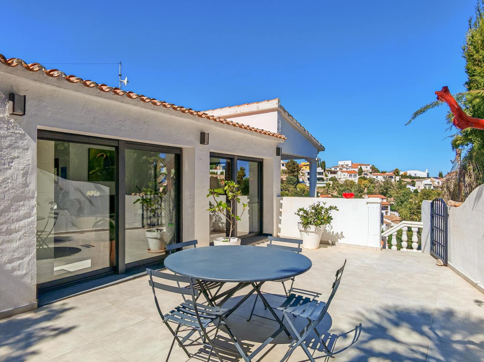 3 soveværelse Villa til salg i Denia med swimmingpool garage - € 695.000 (Ref: 9700236)