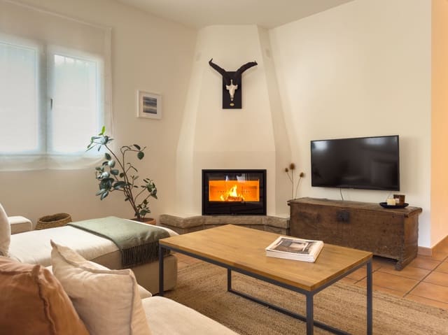 3 bedroom Villa for sale in El Montgó, Dénia with pool garage - € 546,000 (Ref: 9720452)