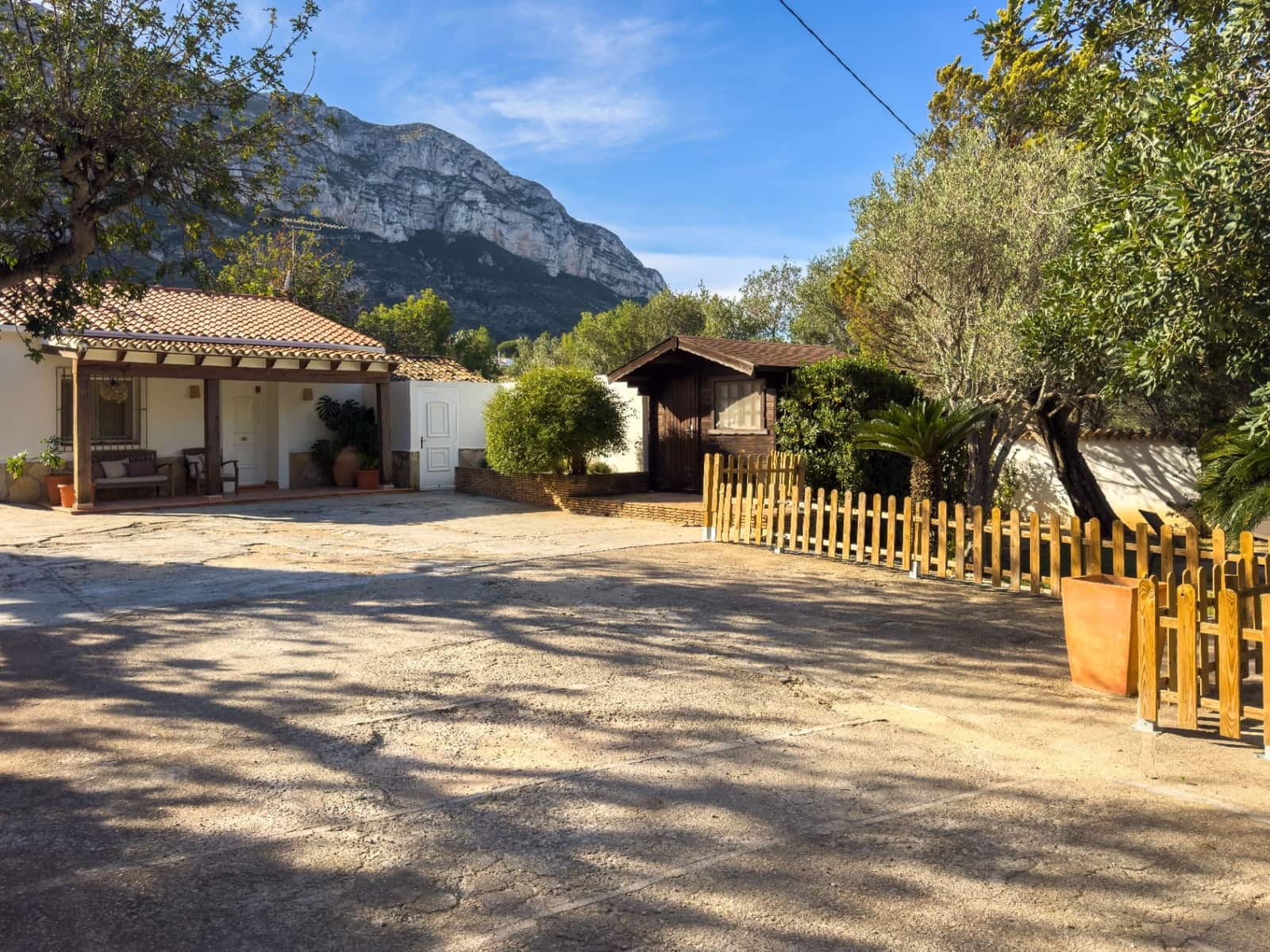 3 bedroom Villa for sale in Denia with pool garage - € 546,000 (Ref: 9720452)