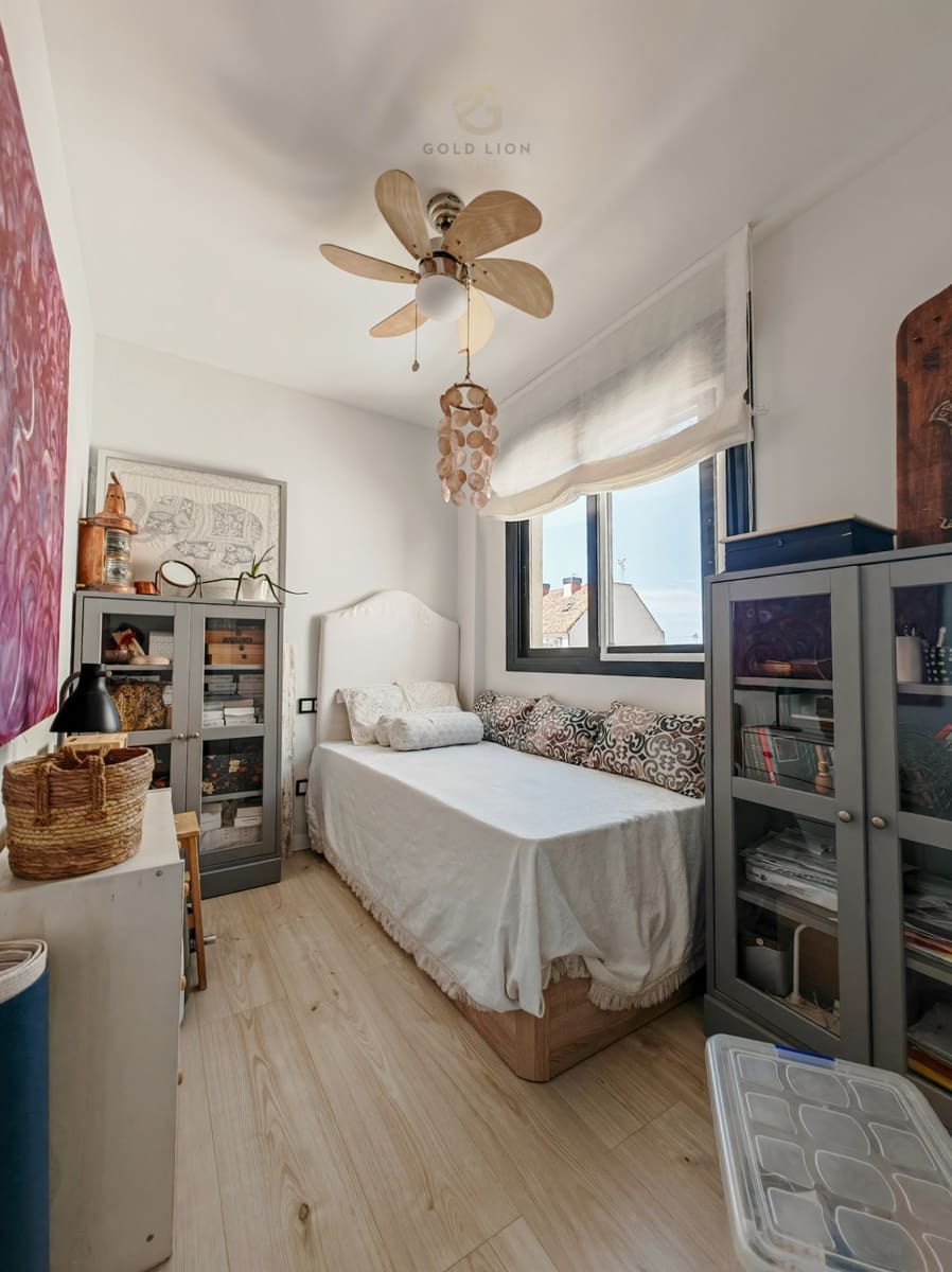 2 quarto Penthouse para venda em Denia - 310 000 € (Ref: 9737095)