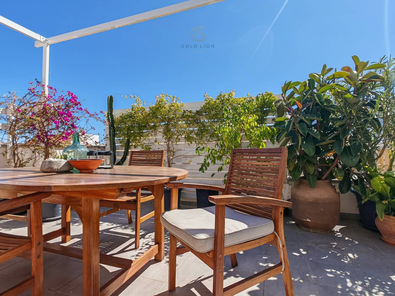 2 quarto Penthouse para venda em Denia - 310 000 € (Ref: 9737095)