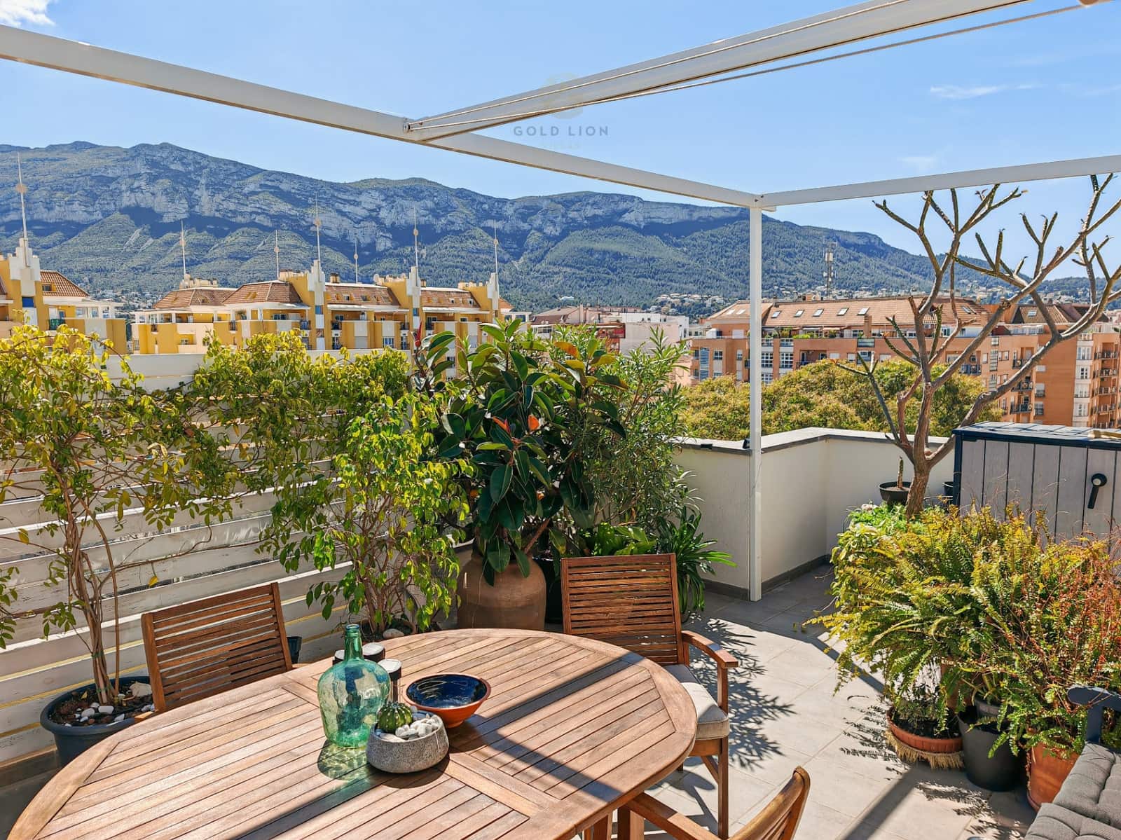 2 quarto Penthouse para venda em Denia - 310 000 € (Ref: 9737095)