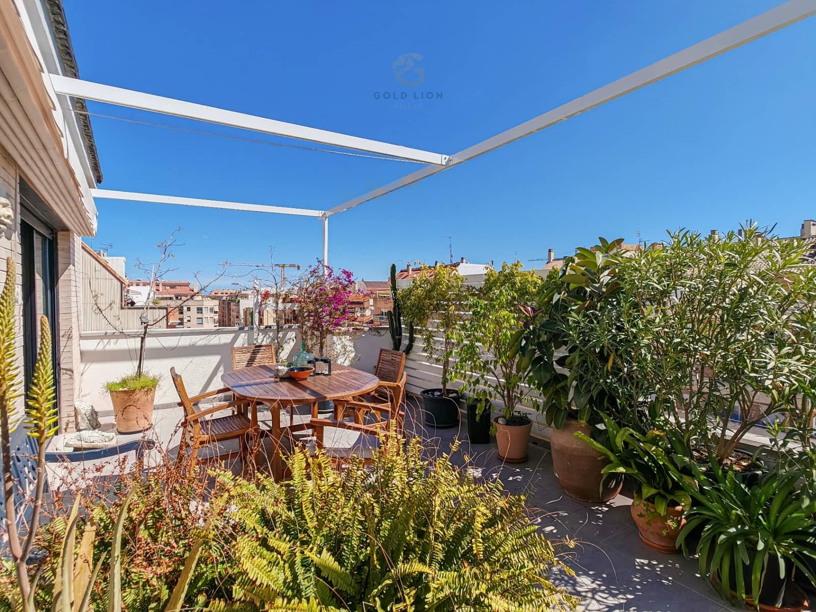 2 quarto Penthouse para venda em Denia - 310 000 € (Ref: 9737095)