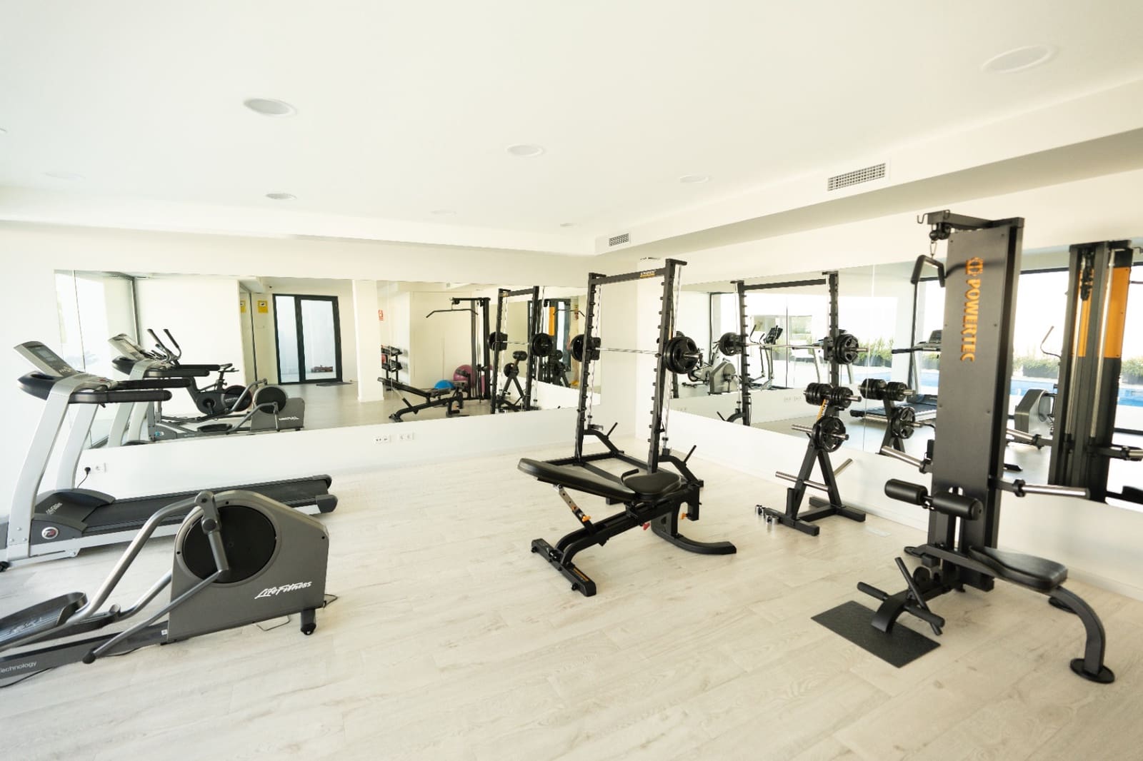 3 soverom Leilighet til salgs i La Sella med svømmebasseng garasje - € 525 000 (Ref: 9758143)