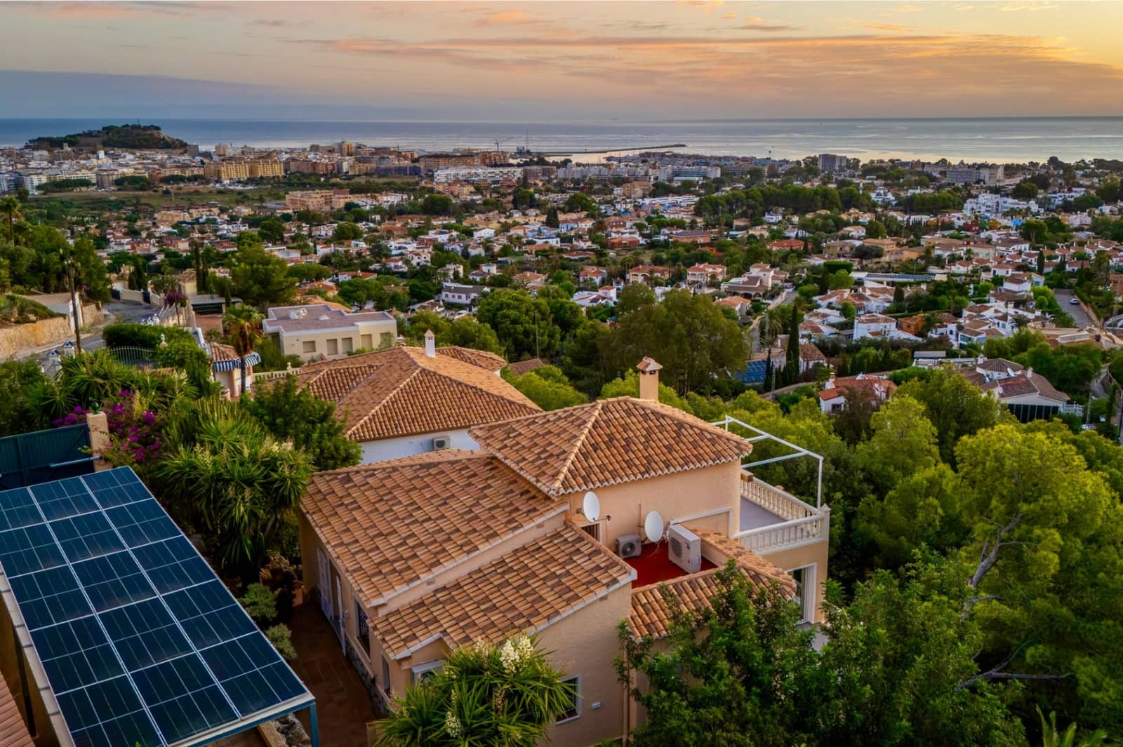 3 soveværelse Villa til salg i Denia med swimmingpool garage - € 960.000 (Ref: 9758145)