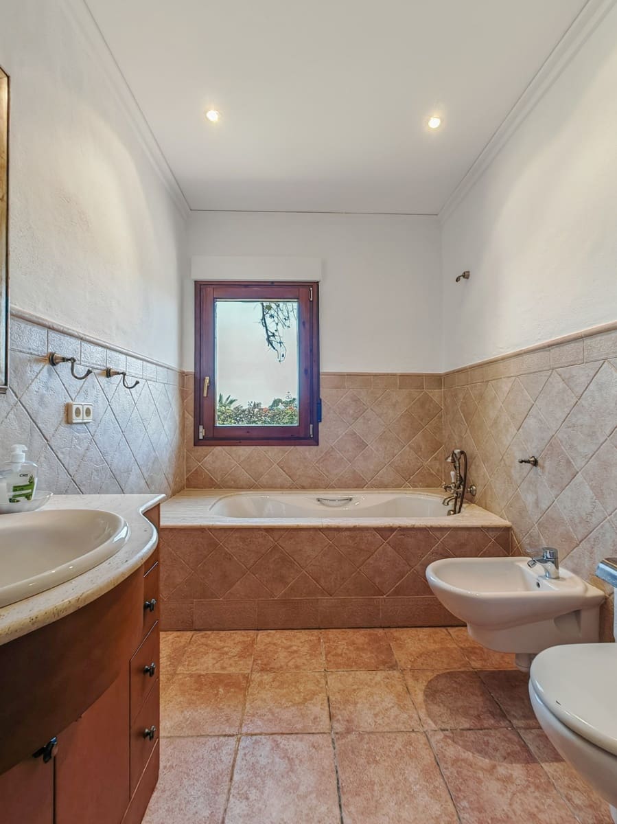 3 chambre Villa/Maison à vendre à Denia avec piscine garage - 875 000 € (Ref: 9772597)