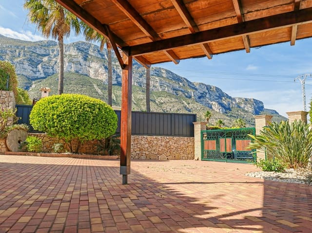 3 chambre Villa/Maison à vendre à El Montgó, Dénia avec piscine garage - 875 000 € (Ref: 9772597)