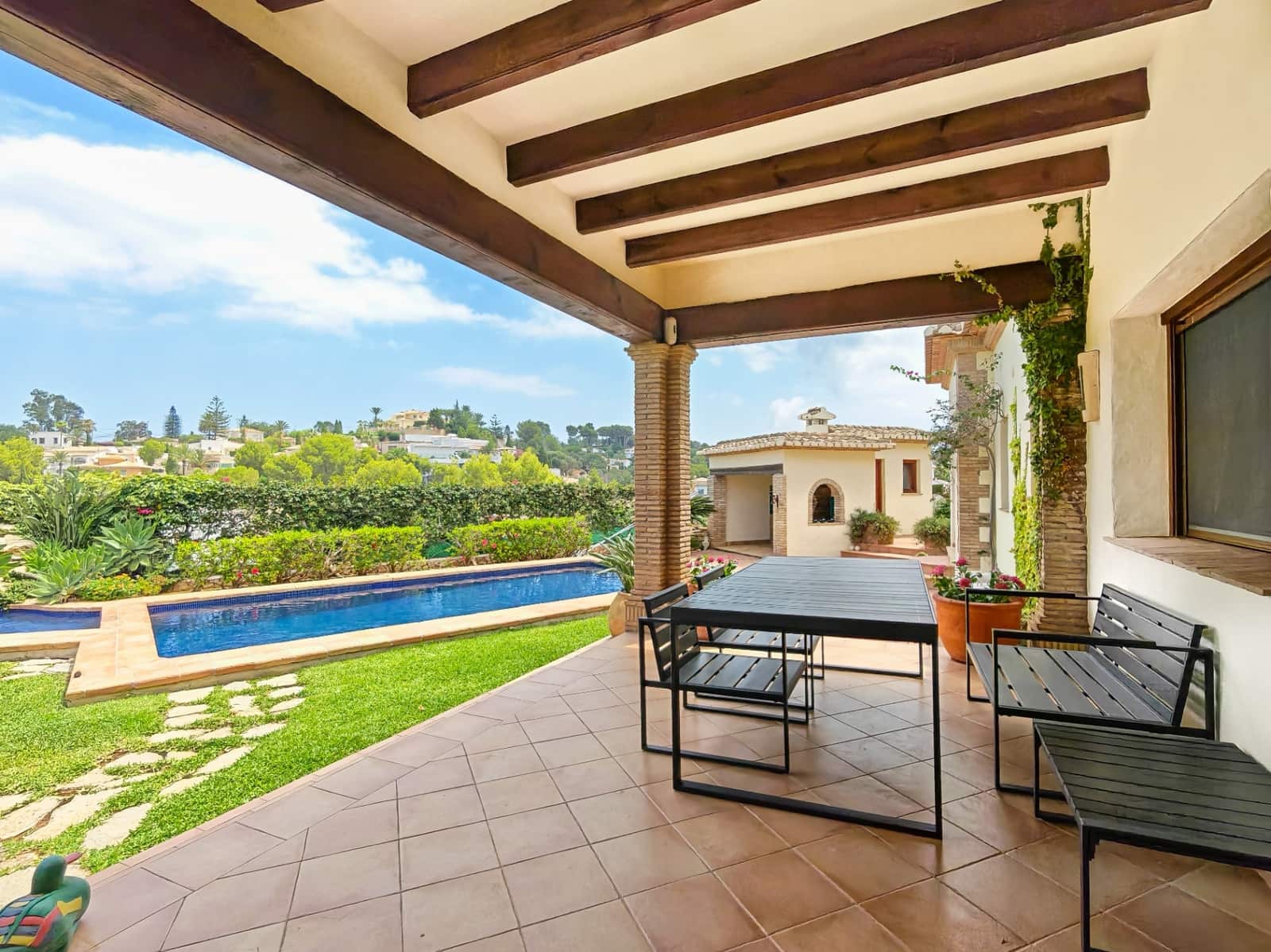 3 slaapkamer Villa te koop in Denia met zwembad garage - € 875.000 (Ref: 9772597)