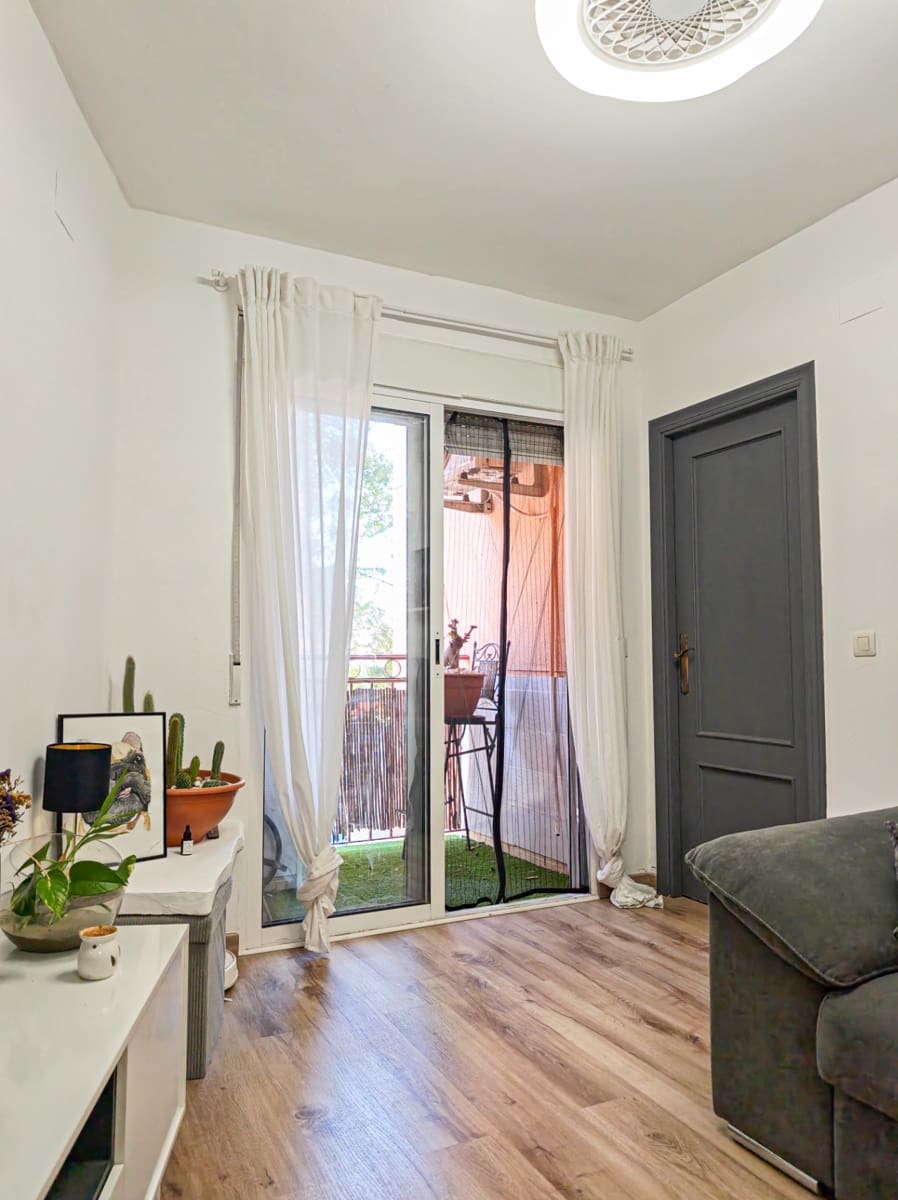 2 soverom Leilighet til salgs i Denia - € 230 000 (Ref: 9893143)