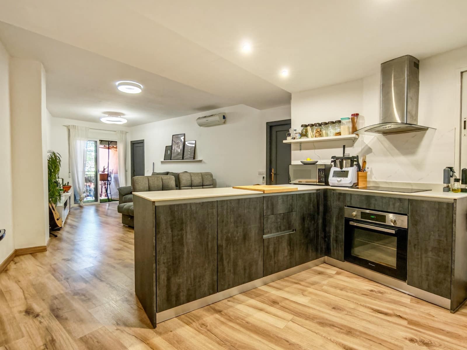 2 soverom Leilighet til salgs i Denia - € 230 000 (Ref: 9893143)