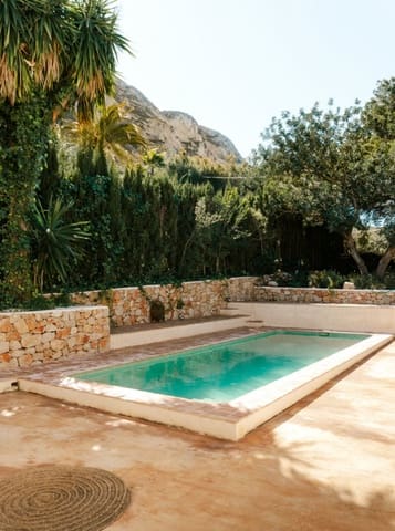 3 bedroom Villa for sale in Dénia with pool garage - € 980,000 (Ref: 9984094)