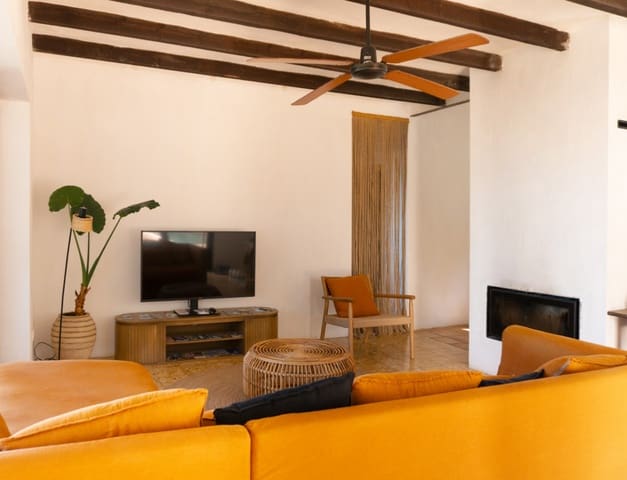 3 bedroom Villa for sale in Dénia with pool garage - € 980,000 (Ref: 9984094)
