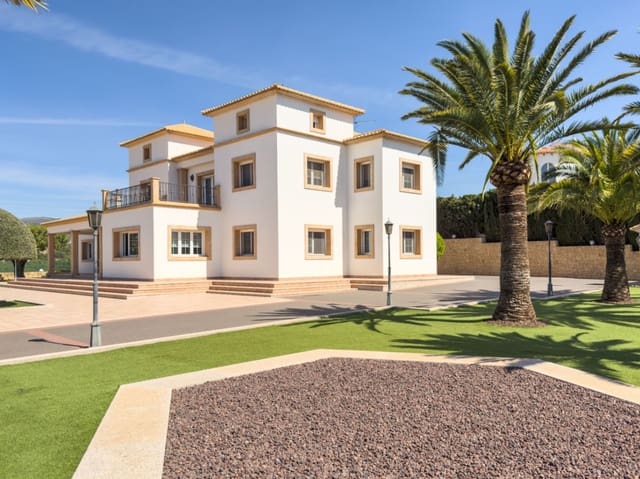 5 sypialnia Willa na sprzedaż w Calpe / Calp z basenem garażem - 3 150 000 € (Ref: 9984095)