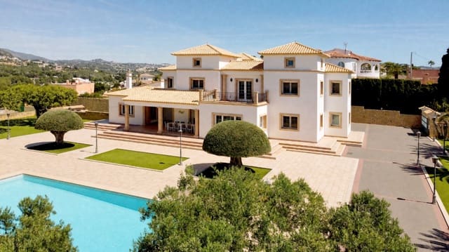 5 sypialnia Willa na sprzedaż w Calpe / Calp z basenem garażem - 3 150 000 € (Ref: 9984095)