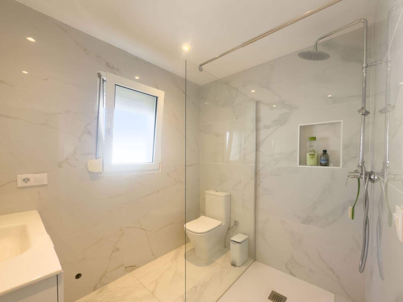 5 soverom Villa til salgs i Denia med svømmebasseng garasje - € 800 000 (Ref: 9984096)