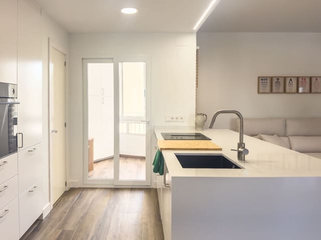 3 soverom Leilighet til salgs i Dénia med svømmebasseng garasje - € 450 000 (Ref: 9984097)