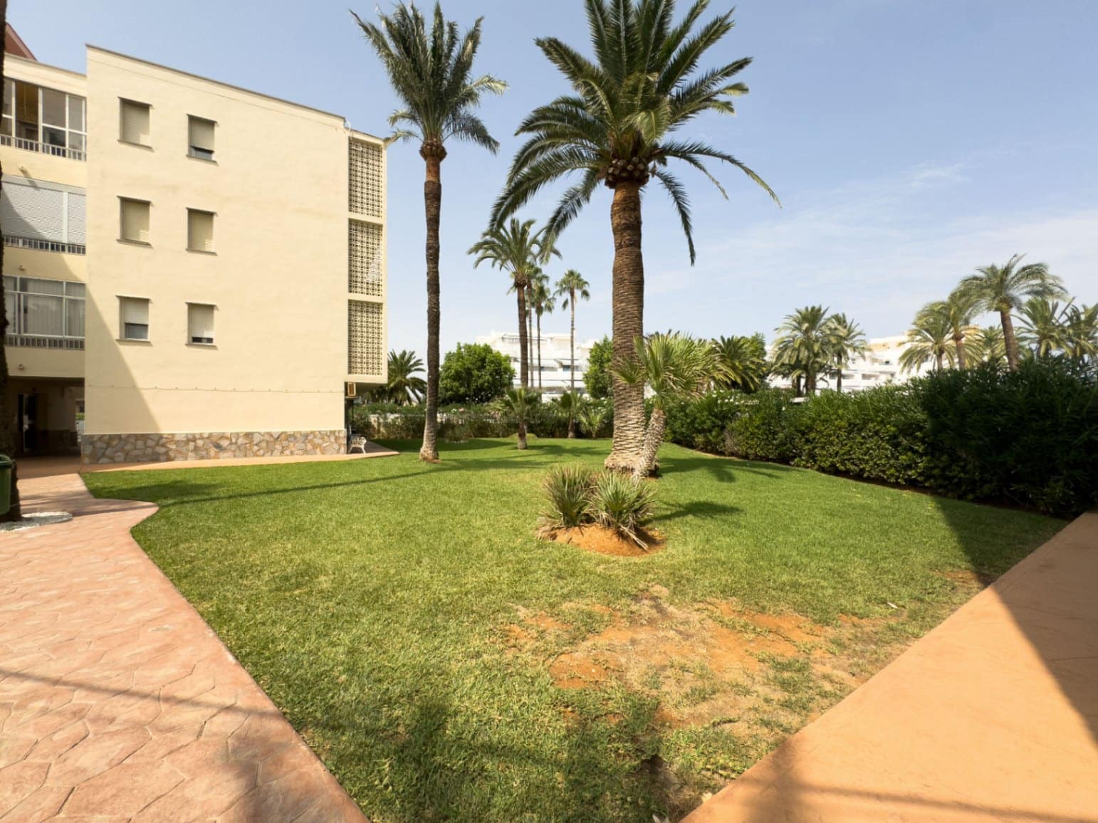 3 soveværelse Lejlighed til salg i Denia med swimmingpool garage - € 450.000 (Ref: 9984097)
