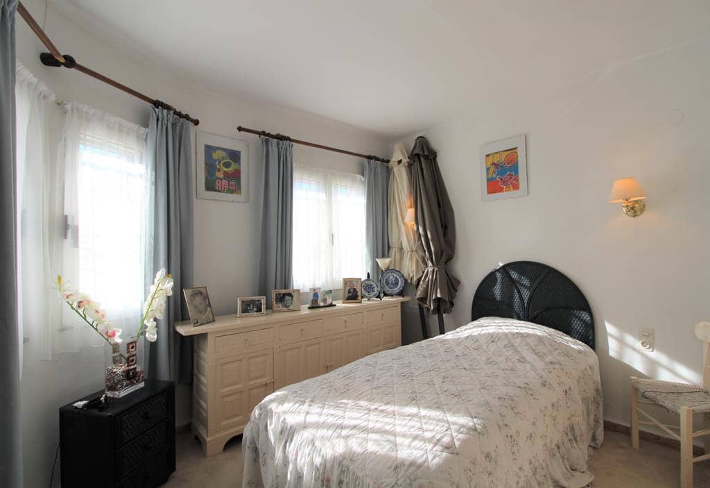 4 soverom Villa til salgs i Els Poblets med svømmebasseng garasje - € 595 000 (Ref: 9984102)