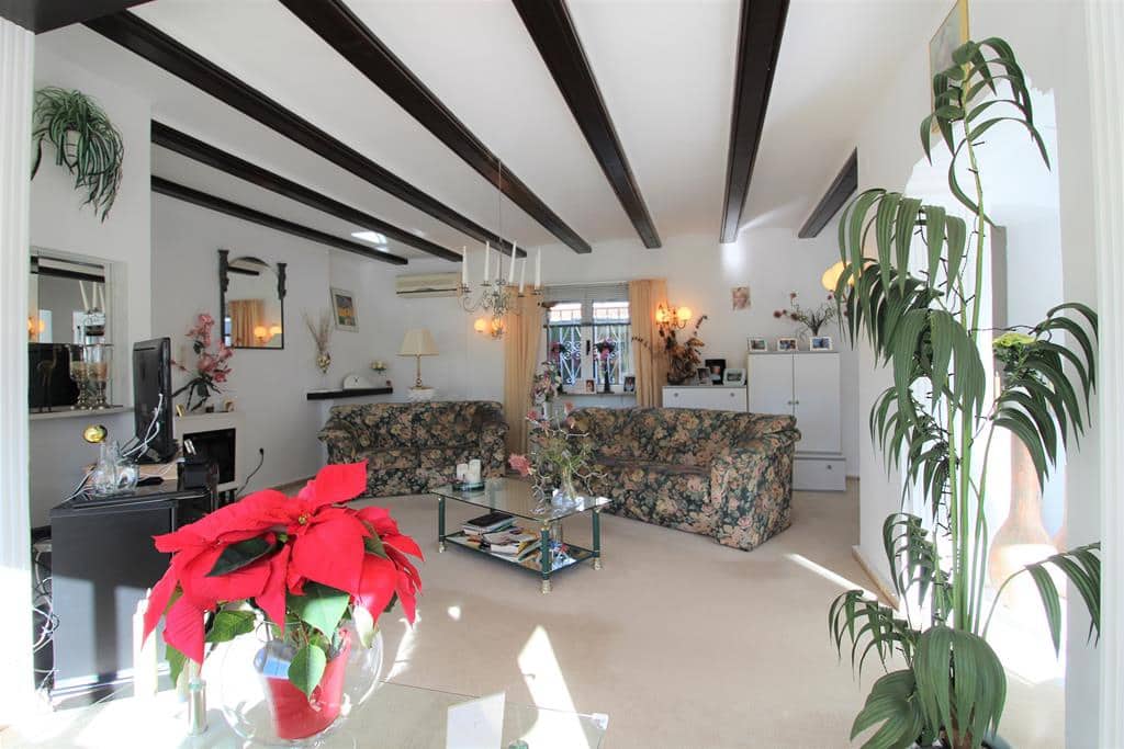 4 soverom Villa til salgs i Els Poblets med svømmebasseng garasje - € 595 000 (Ref: 9984102)