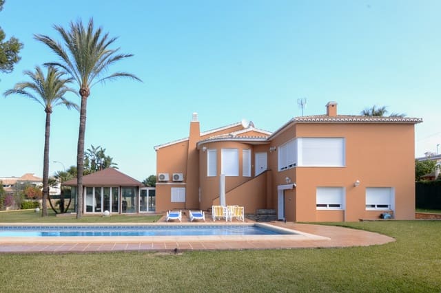 6 chambre Villa/Maison à vendre à Dénia avec piscine garage - 1 250 000 € (Ref: 9984103)
