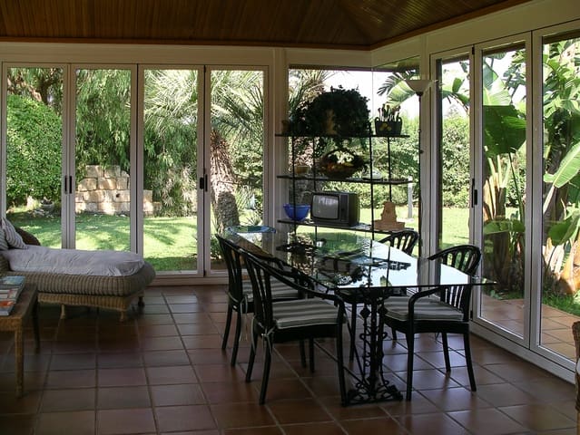 6 chambre Villa/Maison à vendre à Dénia avec piscine garage - 1 250 000 € (Ref: 9984103)