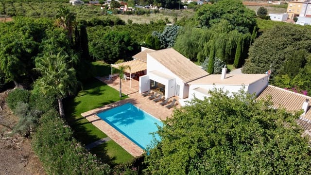 5 soverom Villa til salgs i Dénia med svømmebasseng - € 1 400 000 (Ref: 9984104)