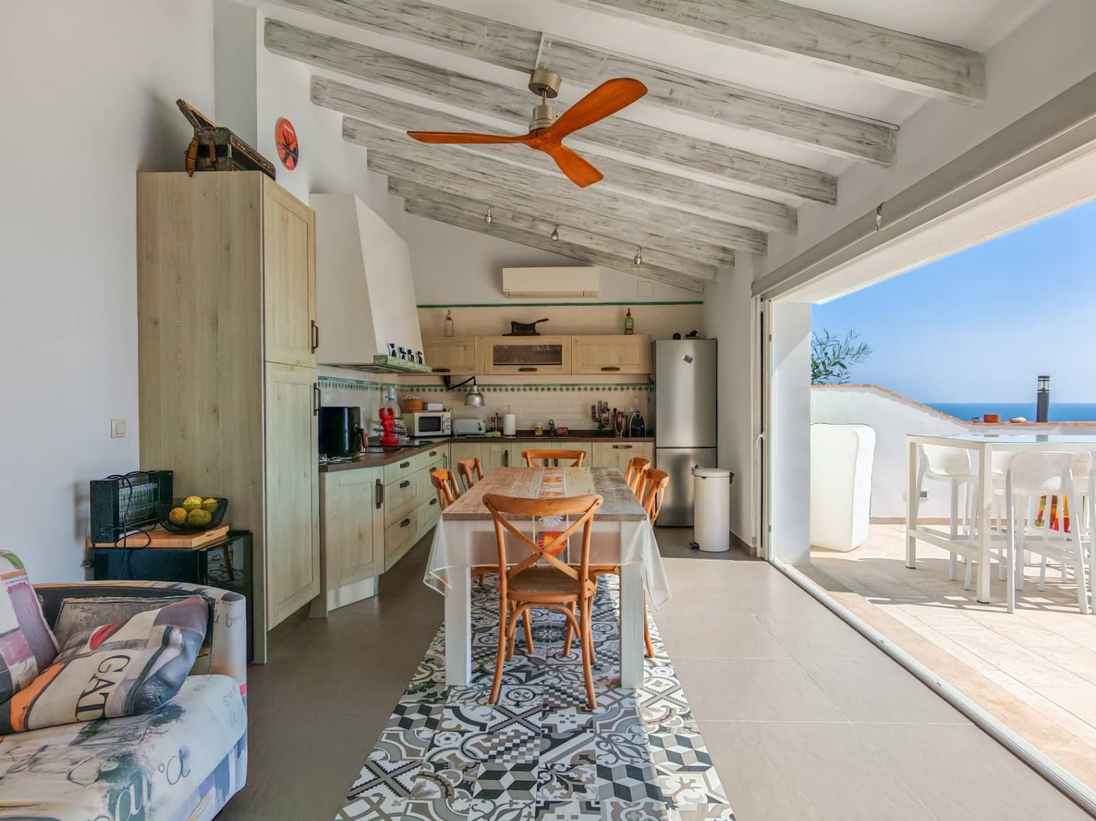 3 soveværelse Villa til salg i Denia med swimmingpool garage - € 1.950.000 (Ref: 9996202)
