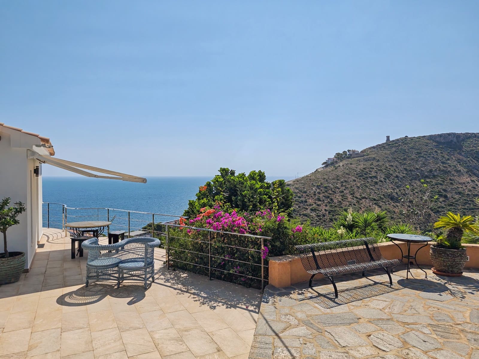 3 soveværelse Villa til salg i Denia med swimmingpool garage - € 1.950.000 (Ref: 9996202)