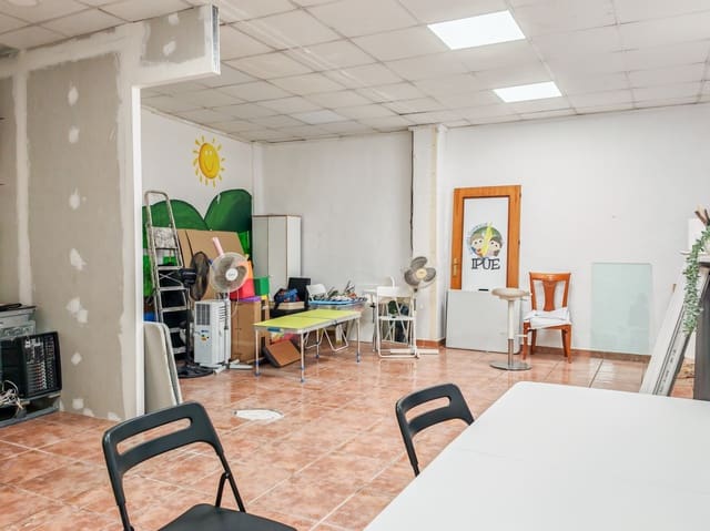 Gewerbe zu verkaufen in Centro ciudad, Javea / Xàbia - 185.000 € (Ref: 9997716)