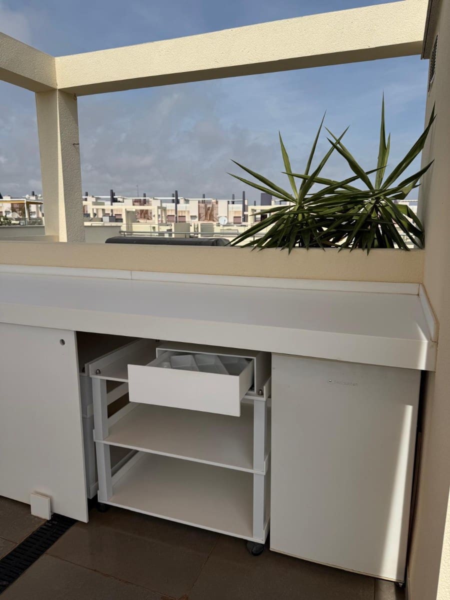 Bungalow de 2 habitaciones en Pilar de la Horadada en venta con piscina - 299.000 € (Ref: 10156787)