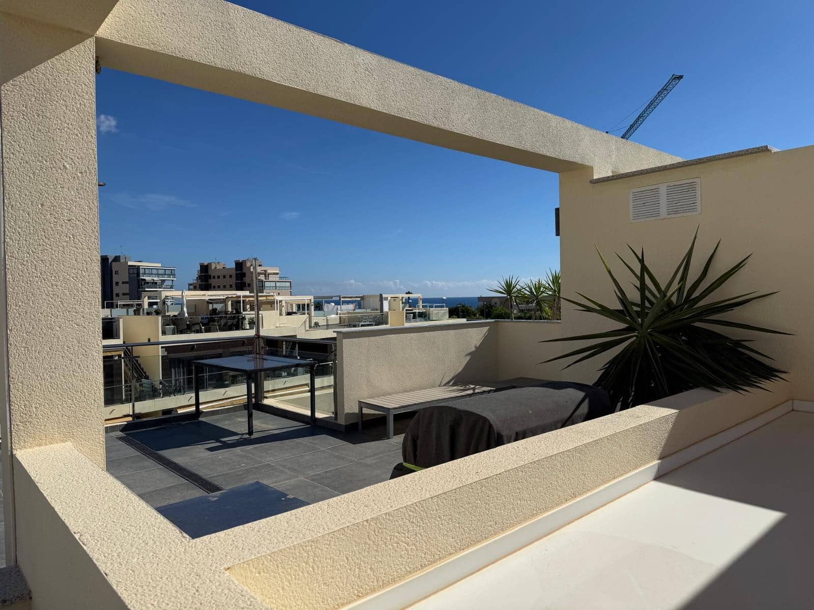 Bungalow de 2 habitaciones en Pilar de la Horadada en venta con piscina - 299.000 € (Ref: 10156787)